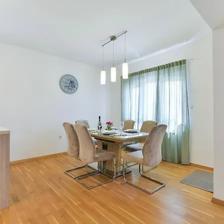 Solis Zadarvillas * Zadar