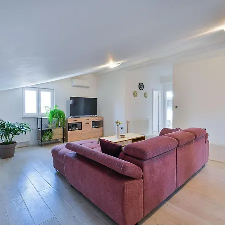 Solis Zadarvillas ザダル