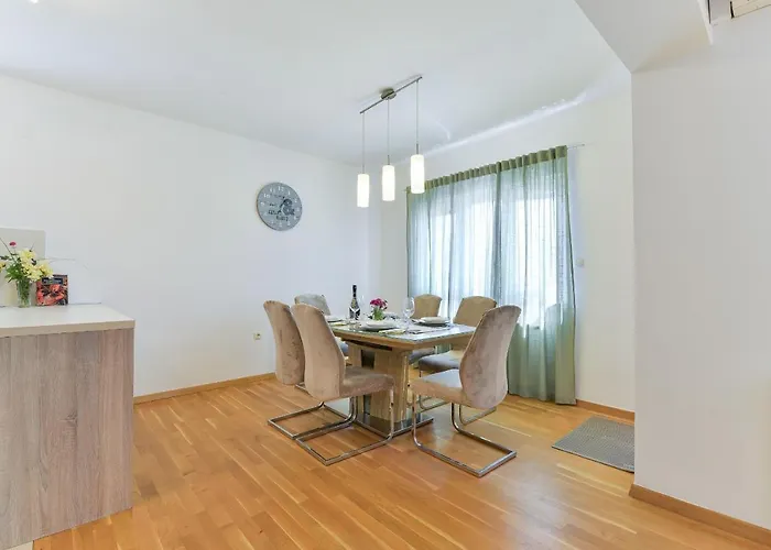 Solis Zadarvillas * Ζαντάρ