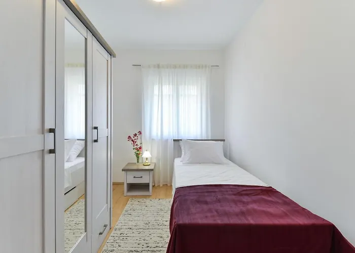 Solis Zadarvillas * Ζαντάρ