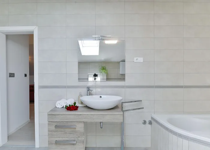 וילה Solis Zadarvillas *