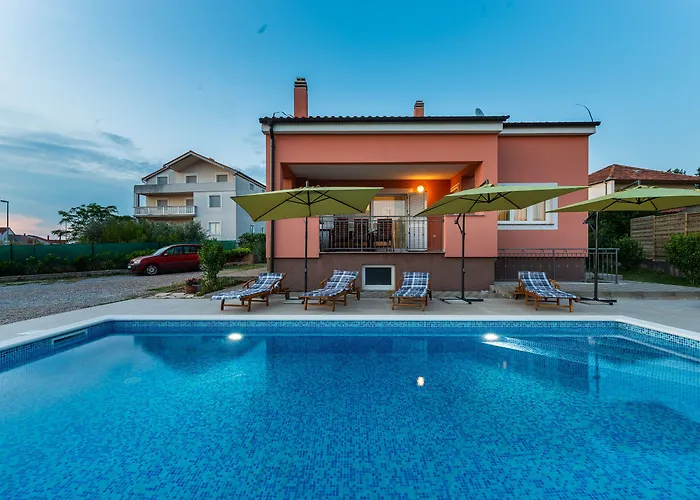 Solis Zadarvillas וילה *