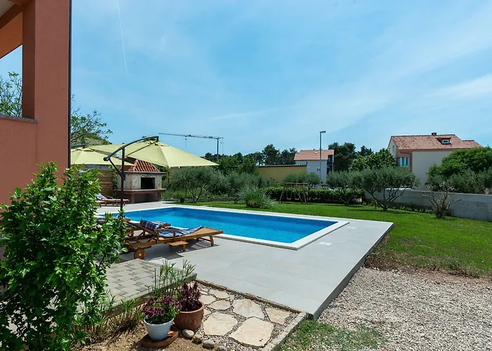 Solis Zadarvillas זאדאר